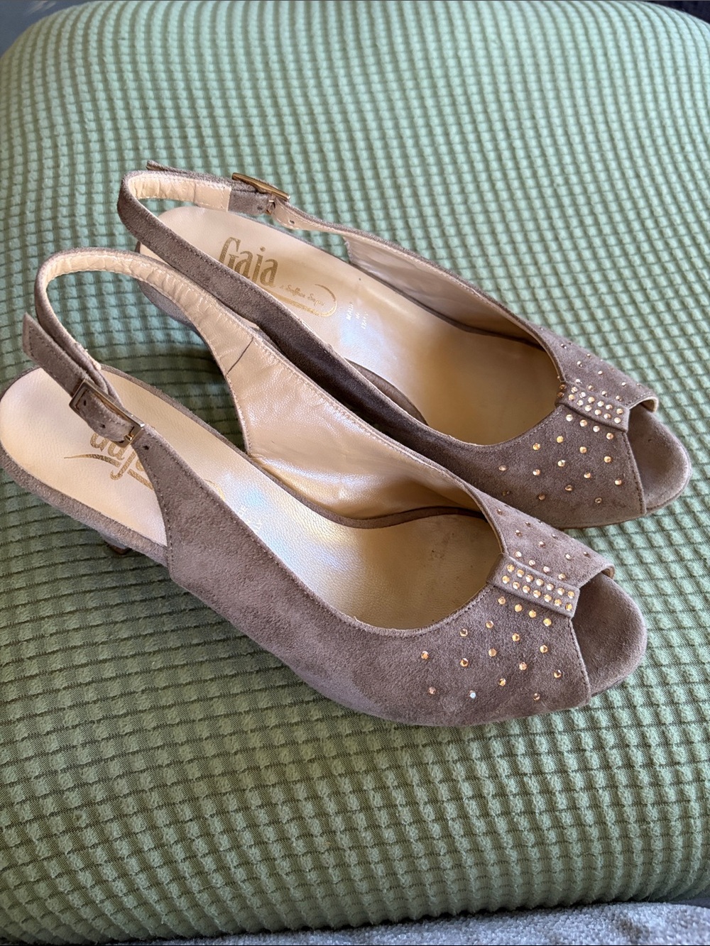 Gaja Taupe Suede Leather Slingback Peep-Toe Heels with Stud Detail size 7